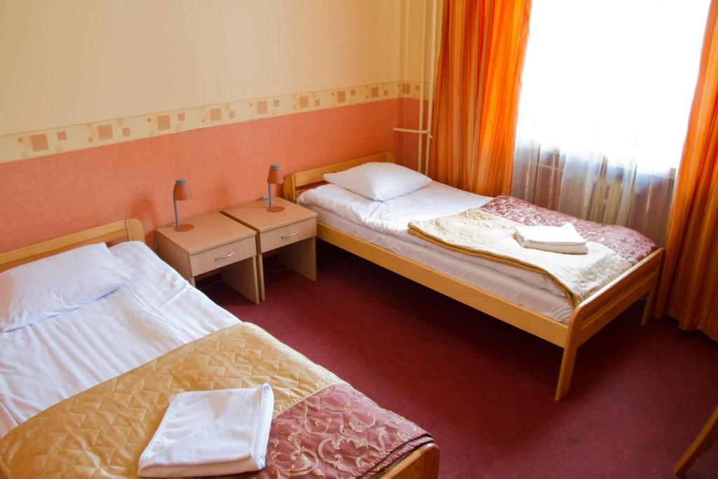 Hotel Iskra Rzeszow Phòng bức ảnh