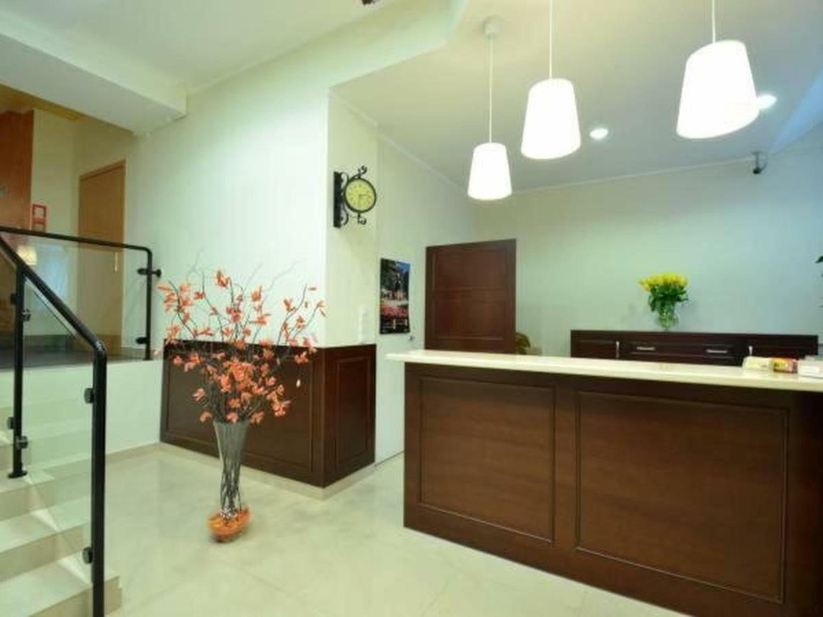 Hotel Iskra Rzeszow Ngoại thất bức ảnh