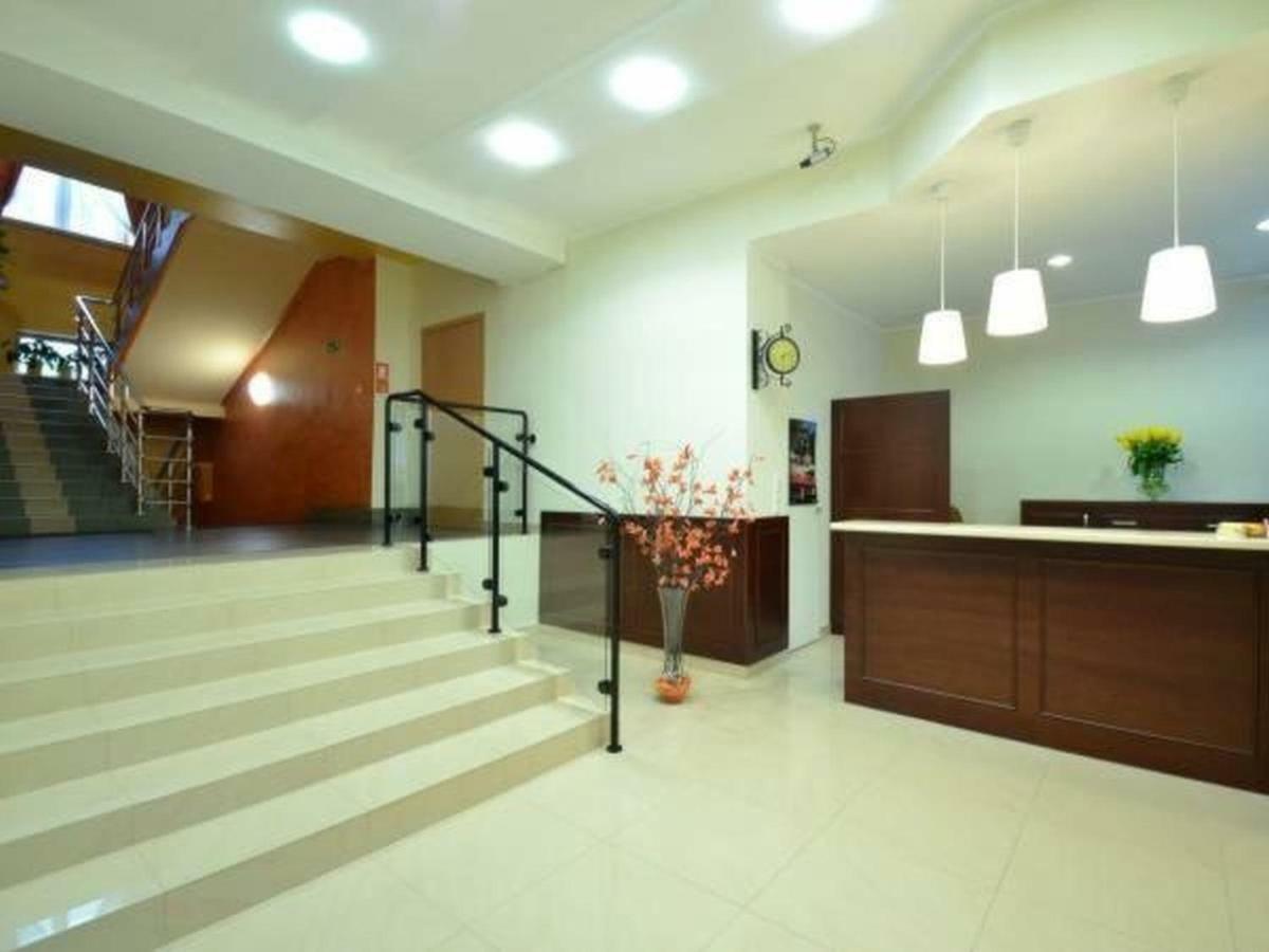 Hotel Iskra Rzeszow Ngoại thất bức ảnh